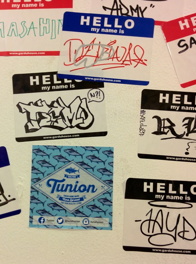 Tidak lupa kami tempelkan juga stiker Tunion. Yolah...yolaah dipesan Tunionnya kakaak... Cek Instagram @tunatunion