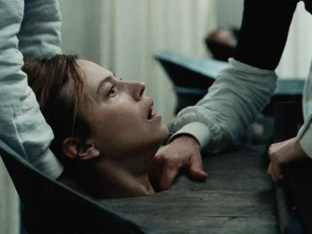 Review: Les Balles Des Folles&nbsp;(2021)